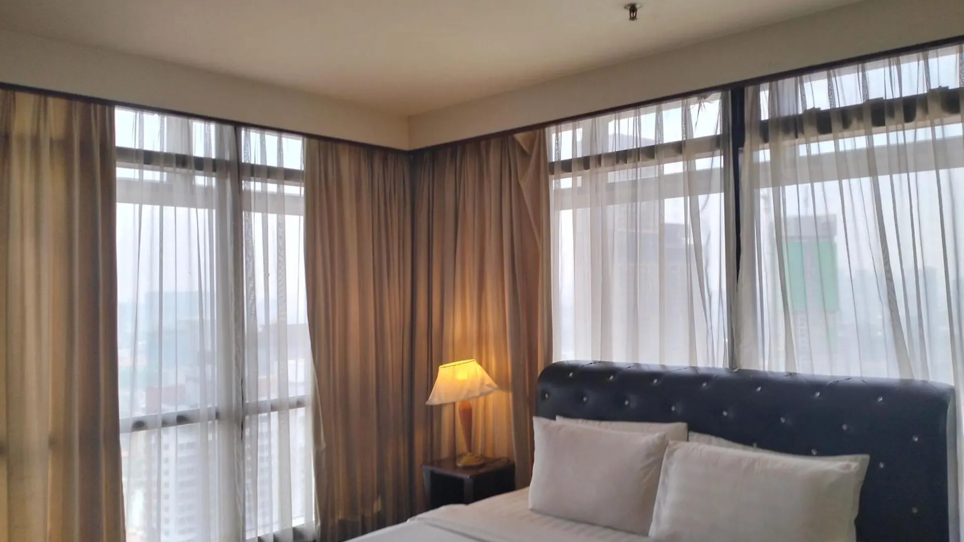 Apartment Berjaya Times Square Service Suite By Luna Kuala Lumpur