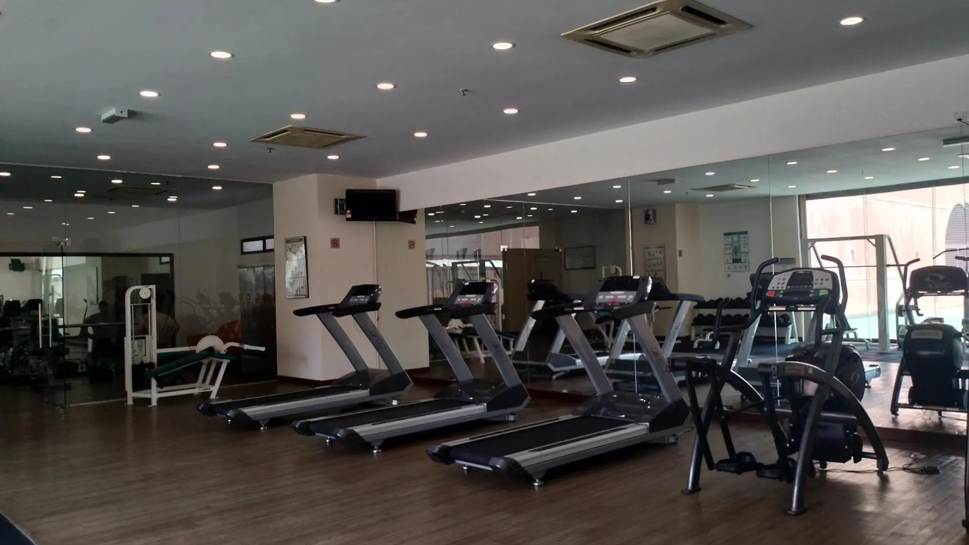 Apartment Berjaya Times Square Service Suite By Luna Kuala Lumpur